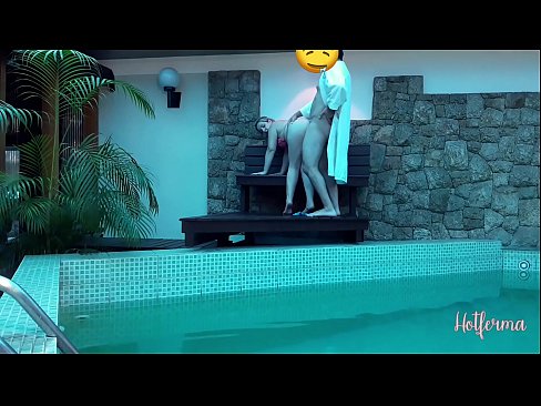 ❤️ O xefe invita a criada á piscina, pero non puido resistirse a un quente ❤️❌ Porno casero na pornografía gl.porn-tub-sexer.ru ❌❤